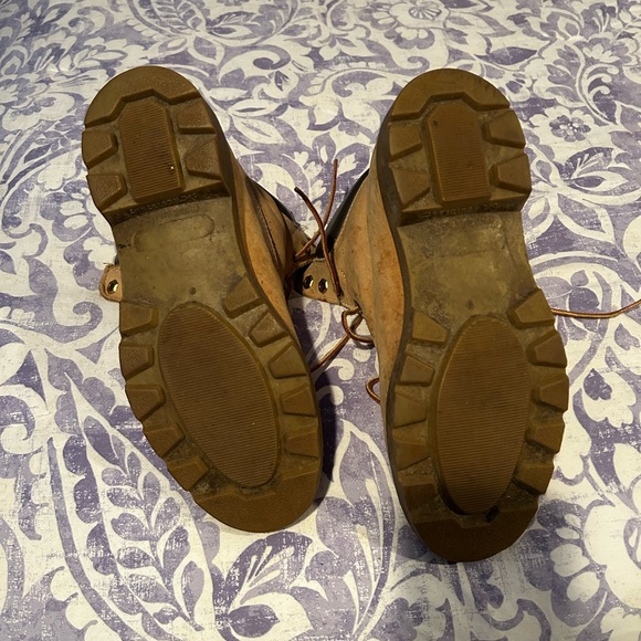 Timberlands - Picture 3 of 3